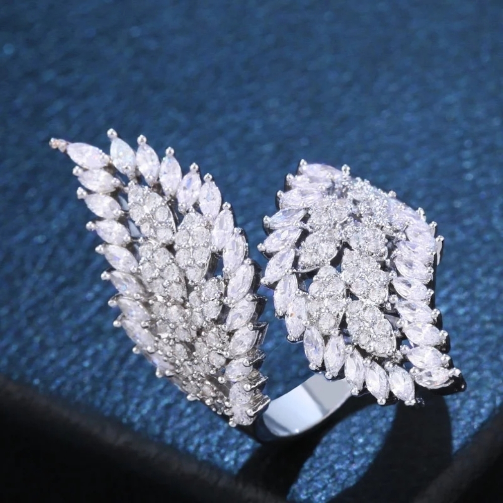 Princess Cut Moissanite Gemstones adjustable Ring - Picture 2 of 3